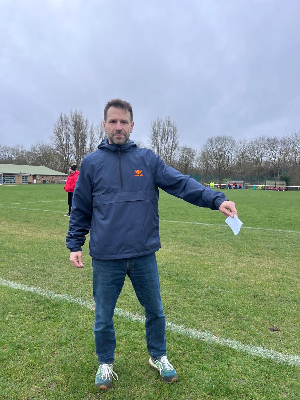 The Woodie - The Rally Shell Sustainable Waterproof Padel Hoodie - THE WOODIE - Navy