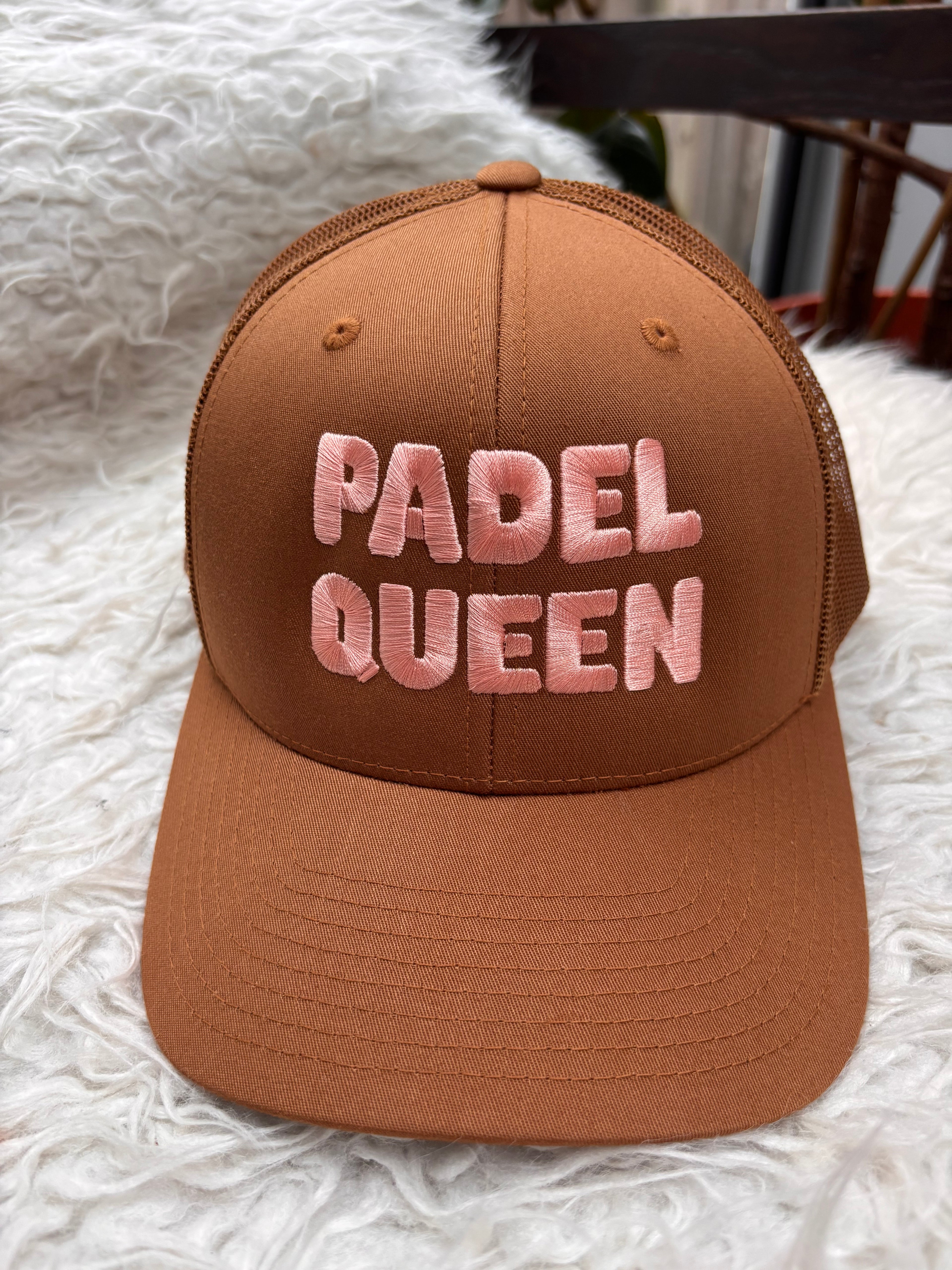 * LIMITED EDITION* Padelhüd 'Padel Queen' Trucker Cap
£45.00 GBP